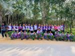 โรงเรียนอนุบาลเทศบาลตำบลควนกุน คณะครู บุคลากร ร่วมกันปลูกต้น
